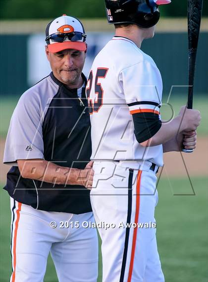Thumbnail 3 in Lee @ Rockwall photogallery.