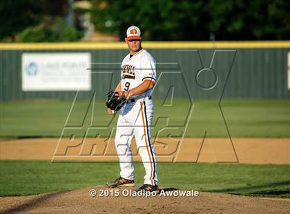 Thumbnail 1 in Lee @ Rockwall photogallery.