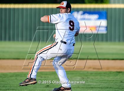 Thumbnail 2 in Lee @ Rockwall photogallery.