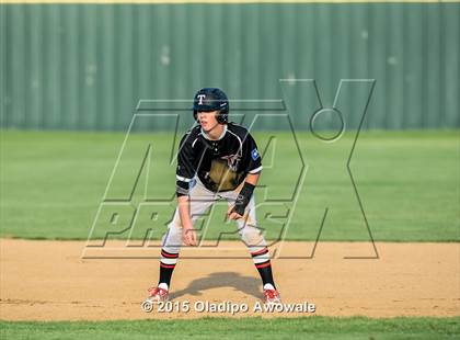 Thumbnail 2 in Lee @ Rockwall photogallery.