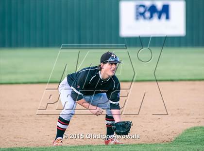 Thumbnail 3 in Lee @ Rockwall photogallery.