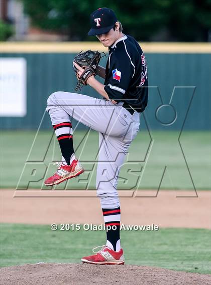 Thumbnail 1 in Lee @ Rockwall photogallery.