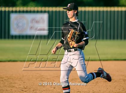 Thumbnail 2 in Lee @ Rockwall photogallery.