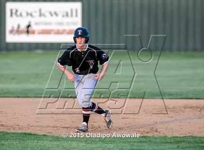 Thumbnail 1 in Lee @ Rockwall photogallery.