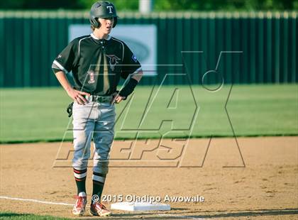 Thumbnail 2 in Lee @ Rockwall photogallery.
