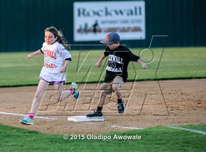 Thumbnail 1 in Lee @ Rockwall photogallery.