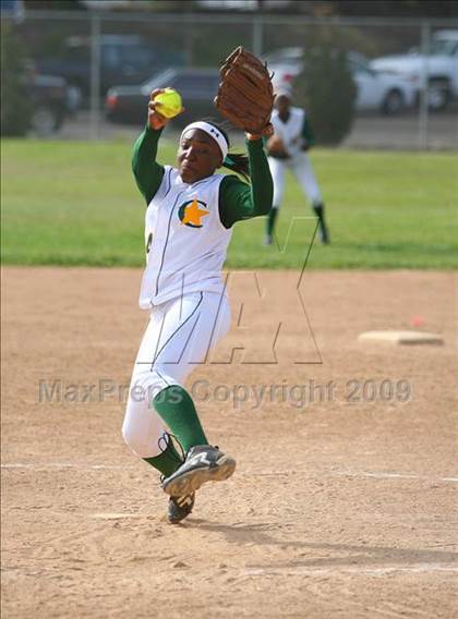 Thumbnail 2 in Cajon vs. Alemany (Best of The West Tournament) photogallery.