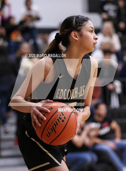 Thumbnail 2 in Pioneer vs Edcouch-Elsa  photogallery.
