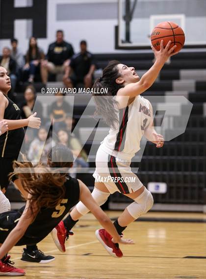 Thumbnail 1 in Pioneer vs Edcouch-Elsa  photogallery.