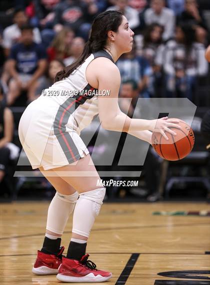 Thumbnail 1 in Pioneer vs Edcouch-Elsa  photogallery.
