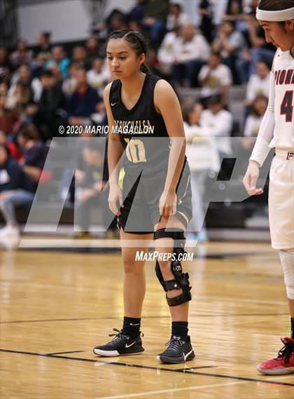 Thumbnail 2 in Pioneer vs Edcouch-Elsa  photogallery.