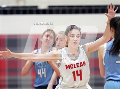Thumbnail 3 in Yorktown @  McLean photogallery.