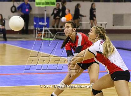 Thumbnail 2 in Chatfield vs Eaglecrest (CHSAA 5A Playoff) photogallery.