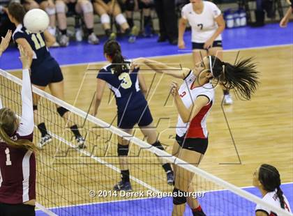 Thumbnail 2 in Chatfield vs Eaglecrest (CHSAA 5A Playoff) photogallery.
