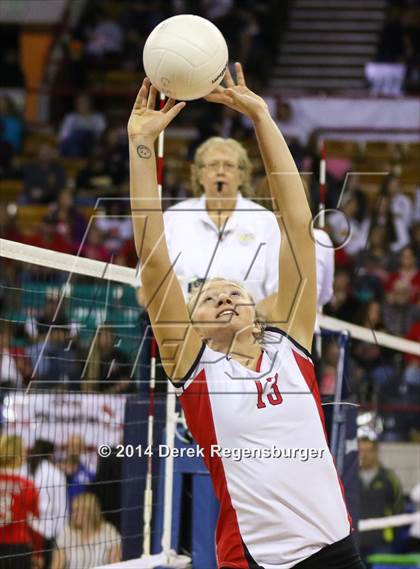 Thumbnail 3 in Chatfield vs Eaglecrest (CHSAA 5A Playoff) photogallery.