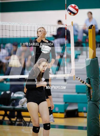 Thumbnail 3 in Cleveland @ Granada Hills  photogallery.