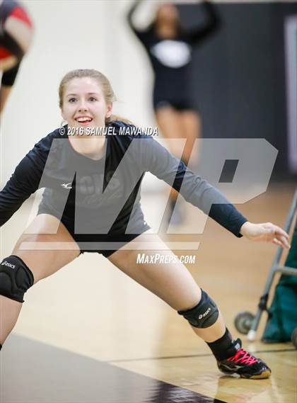 Thumbnail 3 in Cleveland @ Granada Hills  photogallery.
