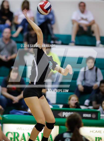 Thumbnail 3 in Cleveland @ Granada Hills  photogallery.