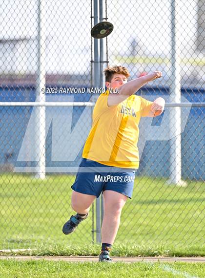 Thumbnail 3 in Pendleton Heights at Delta (Discus) photogallery.