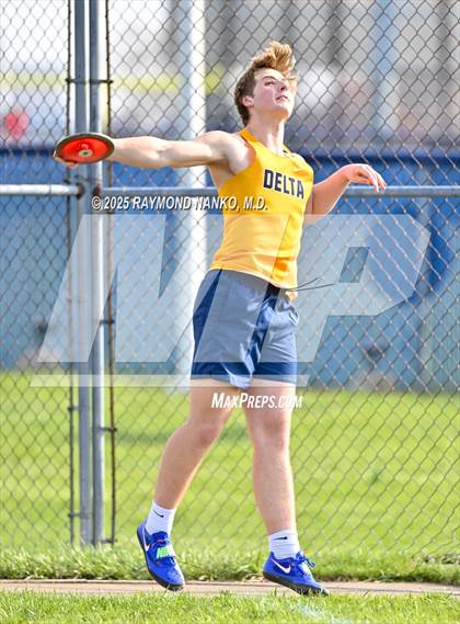 Thumbnail 2 in Pendleton Heights at Delta (Discus) photogallery.