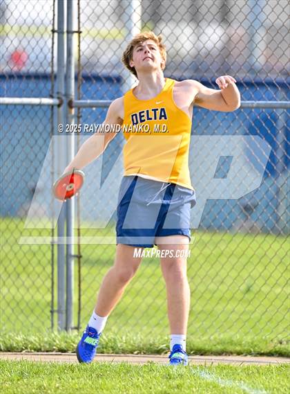 Thumbnail 1 in Pendleton Heights at Delta (Discus) photogallery.