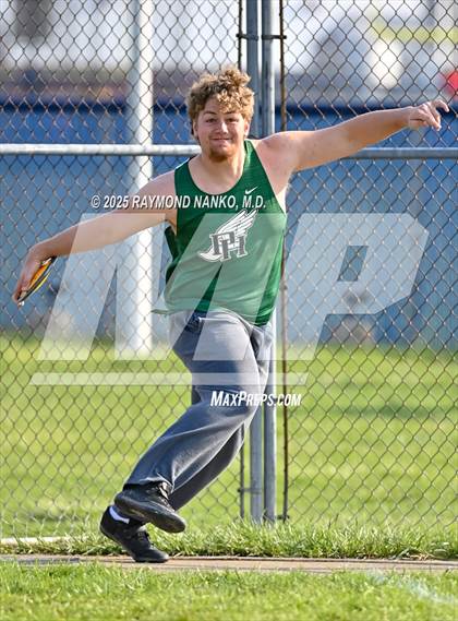 Thumbnail 1 in Pendleton Heights at Delta (Discus) photogallery.