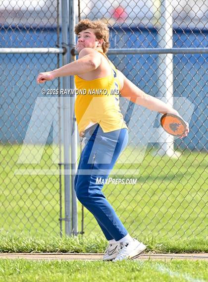 Thumbnail 2 in Pendleton Heights at Delta (Discus) photogallery.