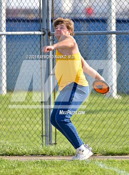Thumbnail 3 in Pendleton Heights at Delta (Discus) photogallery.