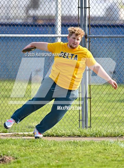 Thumbnail 1 in Pendleton Heights at Delta (Discus) photogallery.