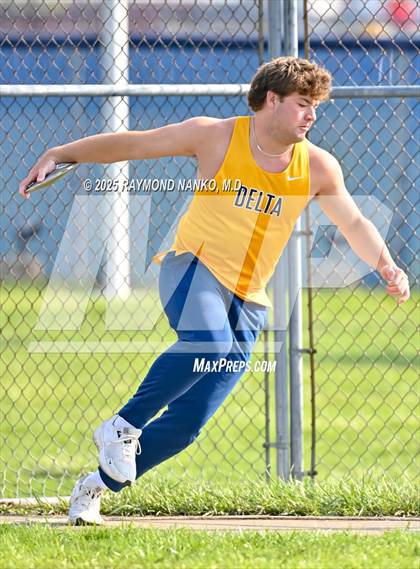 Thumbnail 1 in Pendleton Heights at Delta (Discus) photogallery.