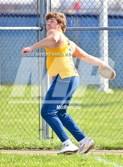 Thumbnail 2 in Pendleton Heights at Delta (Discus) photogallery.