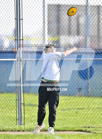 Thumbnail 1 in Pendleton Heights at Delta (Discus) photogallery.