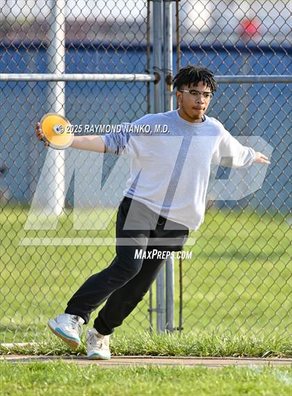 Thumbnail 1 in Pendleton Heights at Delta (Discus) photogallery.
