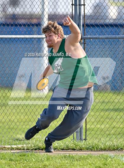 Thumbnail 2 in Pendleton Heights at Delta (Discus) photogallery.