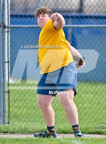 Thumbnail 2 in Pendleton Heights at Delta (Discus) photogallery.