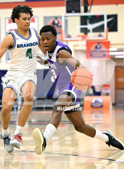 Thumbnail 1 in Branson vs. St. Augustine (Tarkanian Classic) photogallery.
