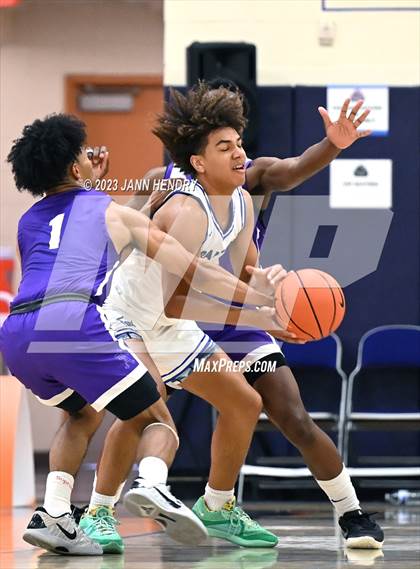 Thumbnail 2 in Branson vs. St. Augustine (Tarkanian Classic) photogallery.