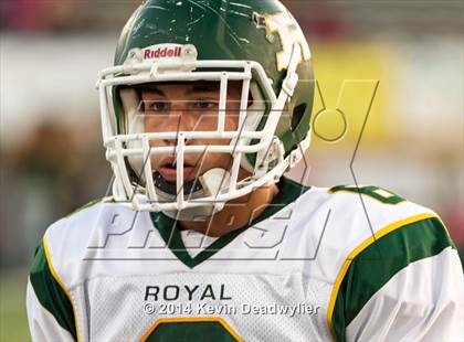 Thumbnail 3 in Royal @ Simi Valley photogallery.