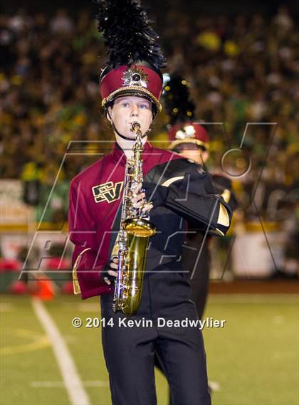 Thumbnail 3 in Royal @ Simi Valley photogallery.