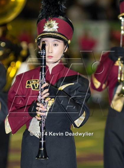 Thumbnail 2 in Royal @ Simi Valley photogallery.