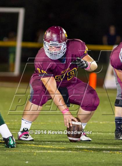 Thumbnail 3 in Royal @ Simi Valley photogallery.
