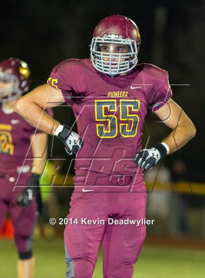 Thumbnail 2 in Royal @ Simi Valley photogallery.