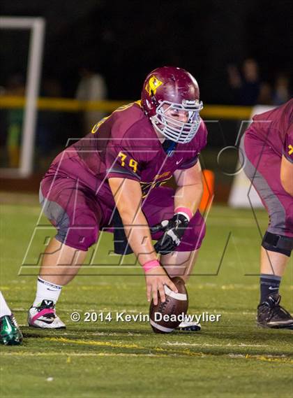 Thumbnail 2 in Royal @ Simi Valley photogallery.