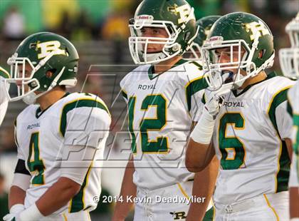 Thumbnail 1 in Royal @ Simi Valley photogallery.