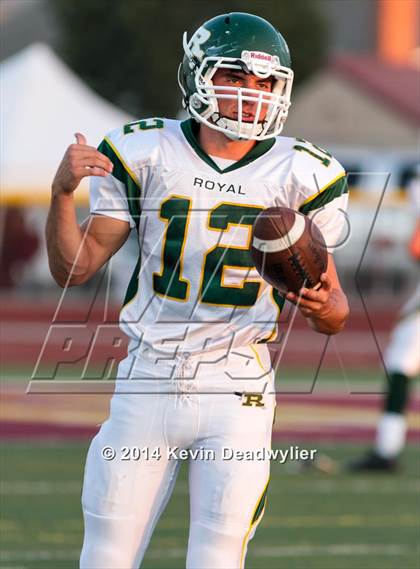 Thumbnail 3 in Royal @ Simi Valley photogallery.