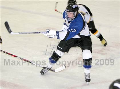Thumbnail 2 in Kennett @ Somersworth photogallery.