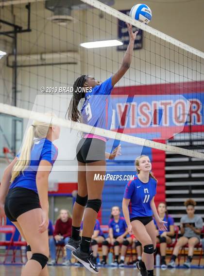 Thumbnail 3 in Hendersonville @ McGavock photogallery.