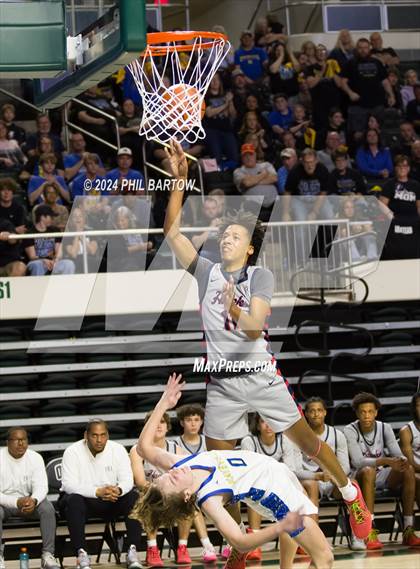 Thumbnail 2 in Bishop Hartley vs. Maysville 2024 (OHSAA Division II Region 7 Regional Semifinal) photogallery.