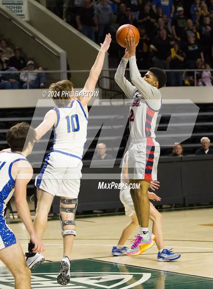 Thumbnail 3 in Bishop Hartley vs. Maysville 2024 (OHSAA Division II Region 7 Regional Semifinal) photogallery.
