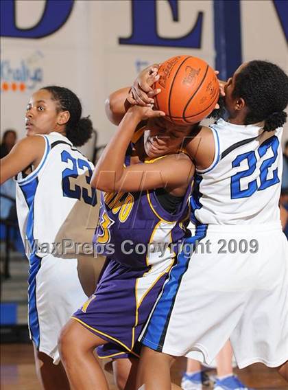 Thumbnail 3 in Armijo @ Davis photogallery.